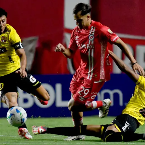 Barcelona clasifica a la Fase 3 de la Copa Libertadores tras vencer en penales a Argentinos Juniors