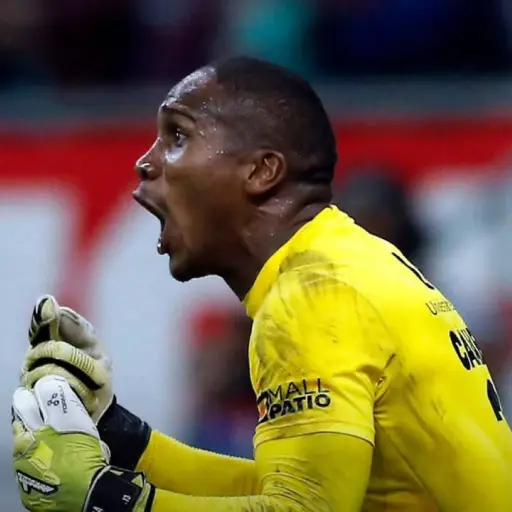 Omar Carabalí detiene lanzamiento decisivo y clasifica a O’Higgins tras empate con Bahía