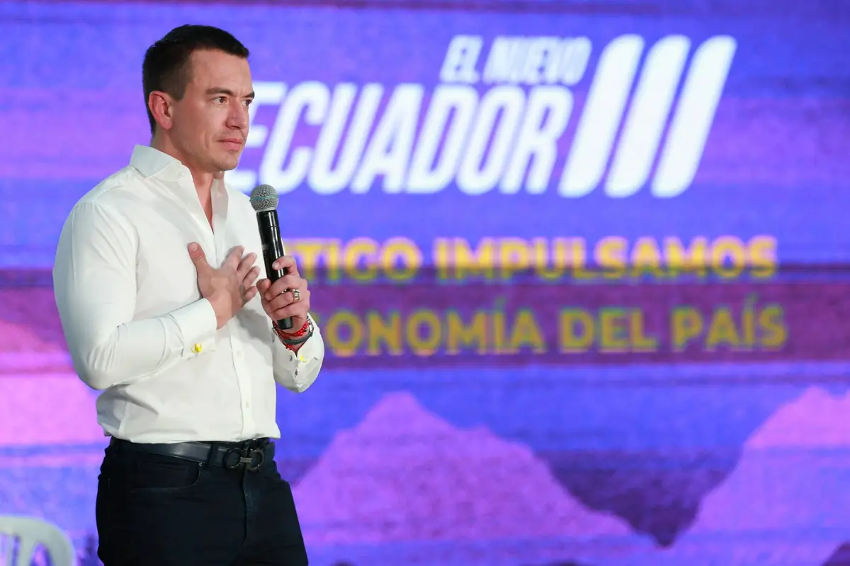 Daniel Noboa Azín y publicación de la Ley de los GAD en el Registro Oficial.