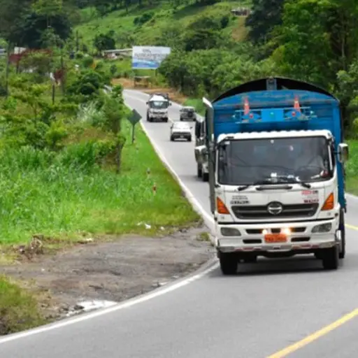 Este fin de semana se realizarán trabajos de mantenimiento en la vía Alóag-Santo Domingo: conozca horarios de intervención y desvíos