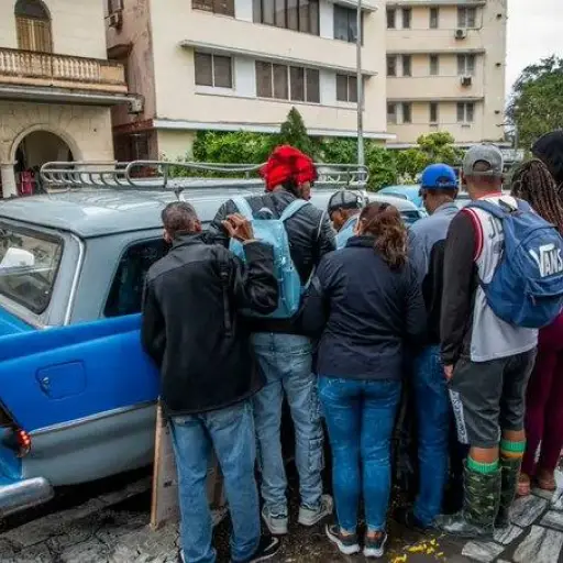 Buques vacíos e intercepciones: la crisis energética que golpea a Cuba