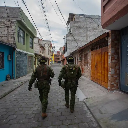 La Fiscalía de Ecuador presenta cargos contra 20 presuntos miembros del Frente Oliver Sinisterra