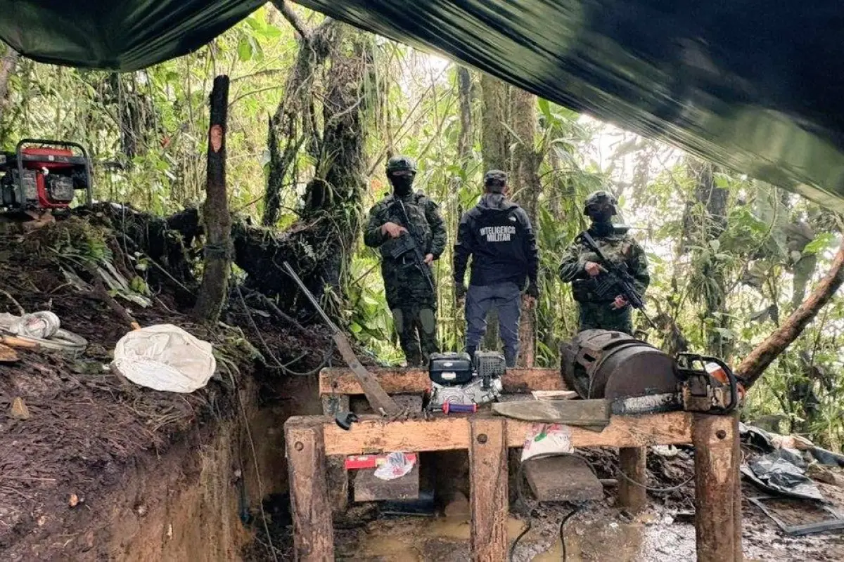 Santo Domingo operación militar decomisa armas y maquinaria en zona de minería ilegal