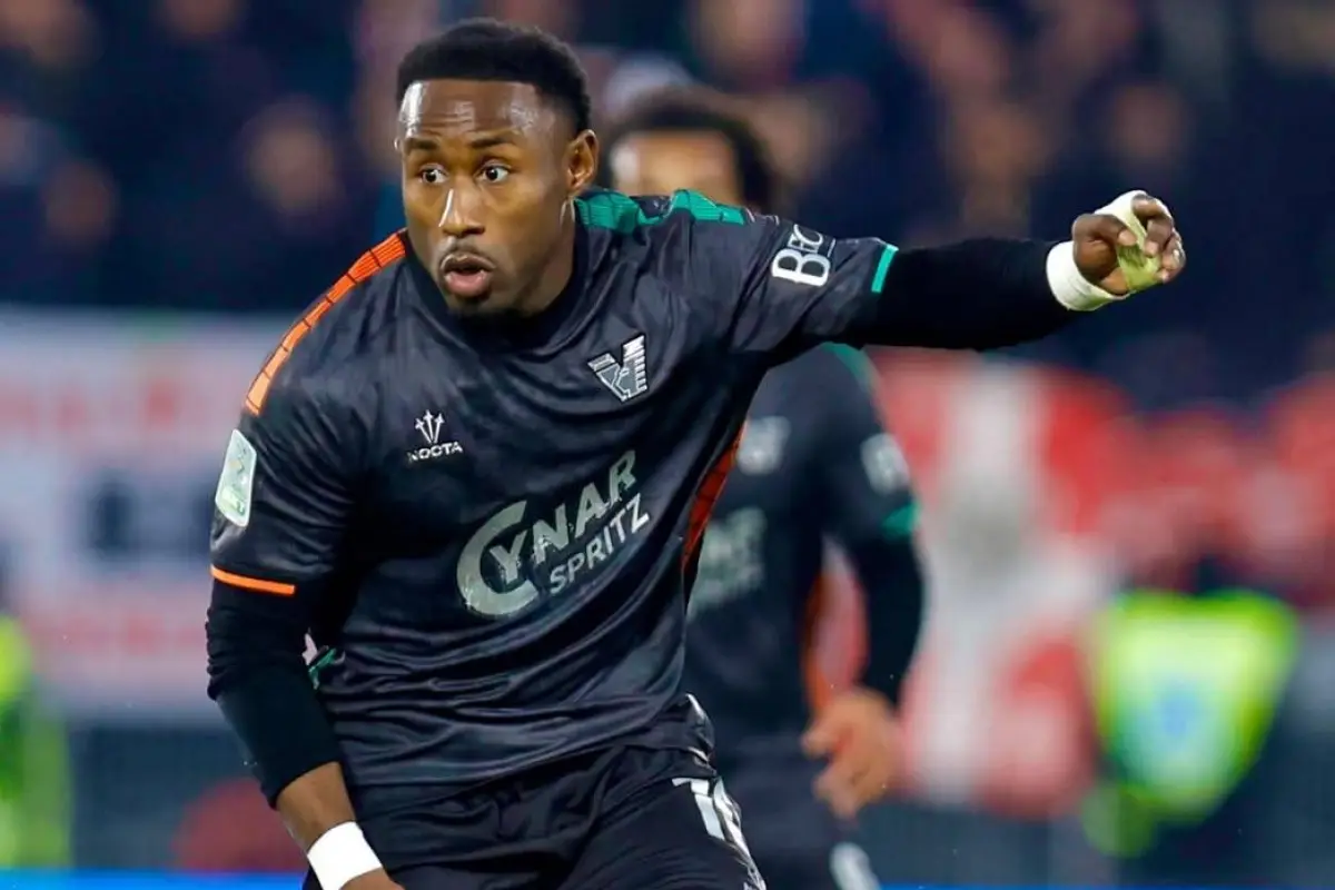 John Yeboah marcó uno de los goles de Venezia FC ante Pescara.