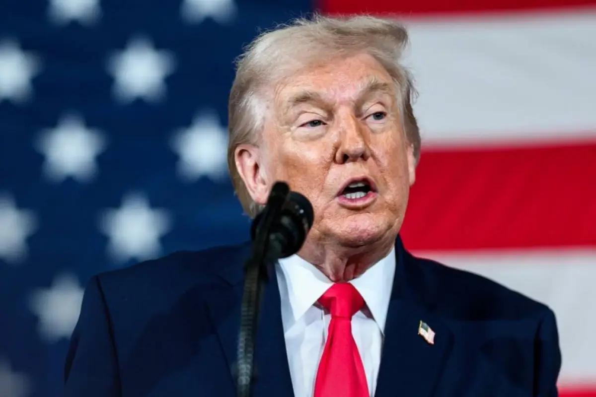 Donald Trump eleva al 15% los aranceles tras el revés del Tribunal Supremo.