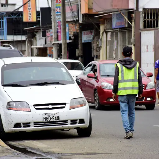 Portoviejo: Dirigentes del transporte analizan propuesta de tercera placa y piden claridad sobre su aplicación