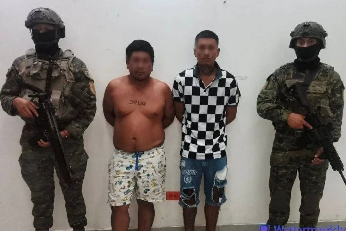Operativo en Pedernales termina con dos detenidos y un revólver artesanal incautado