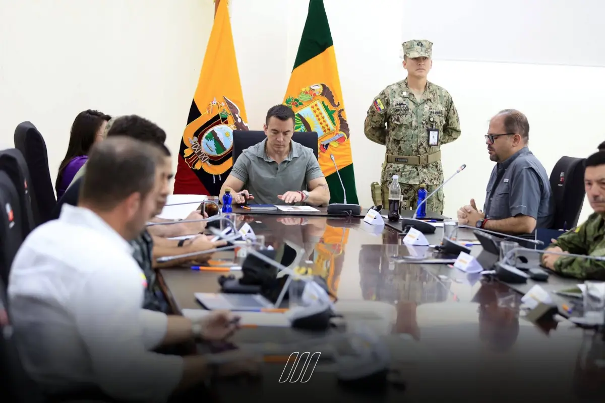 Bloque de Seguridad reporta resultados clave en operativos del toque de queda en cuatro provincias., X: @Presidencia_Ec