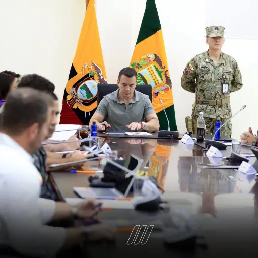 Destrucción de tres blancos militares y captura de alias ‘la Perris’ marcan primera jornada del toque de queda  