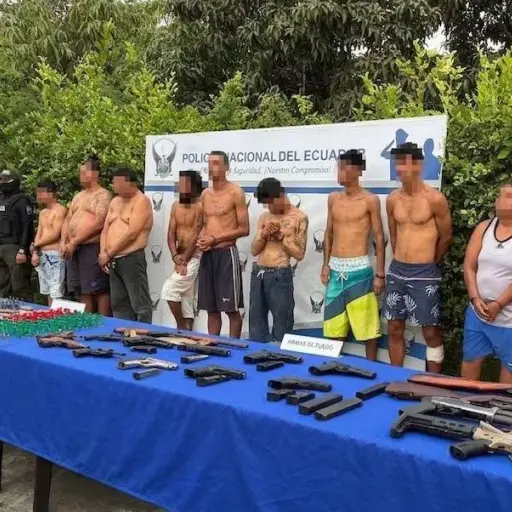 Policía ejecutó más de 40 allanamientos en la Zona 8 durante segunda jornada de toque de queda