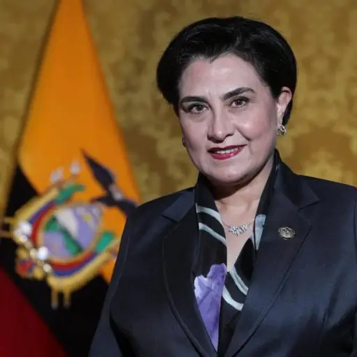 La canciller Gabriela Sommerfeld descarta bombardeos de Ecuador hacia Colombia