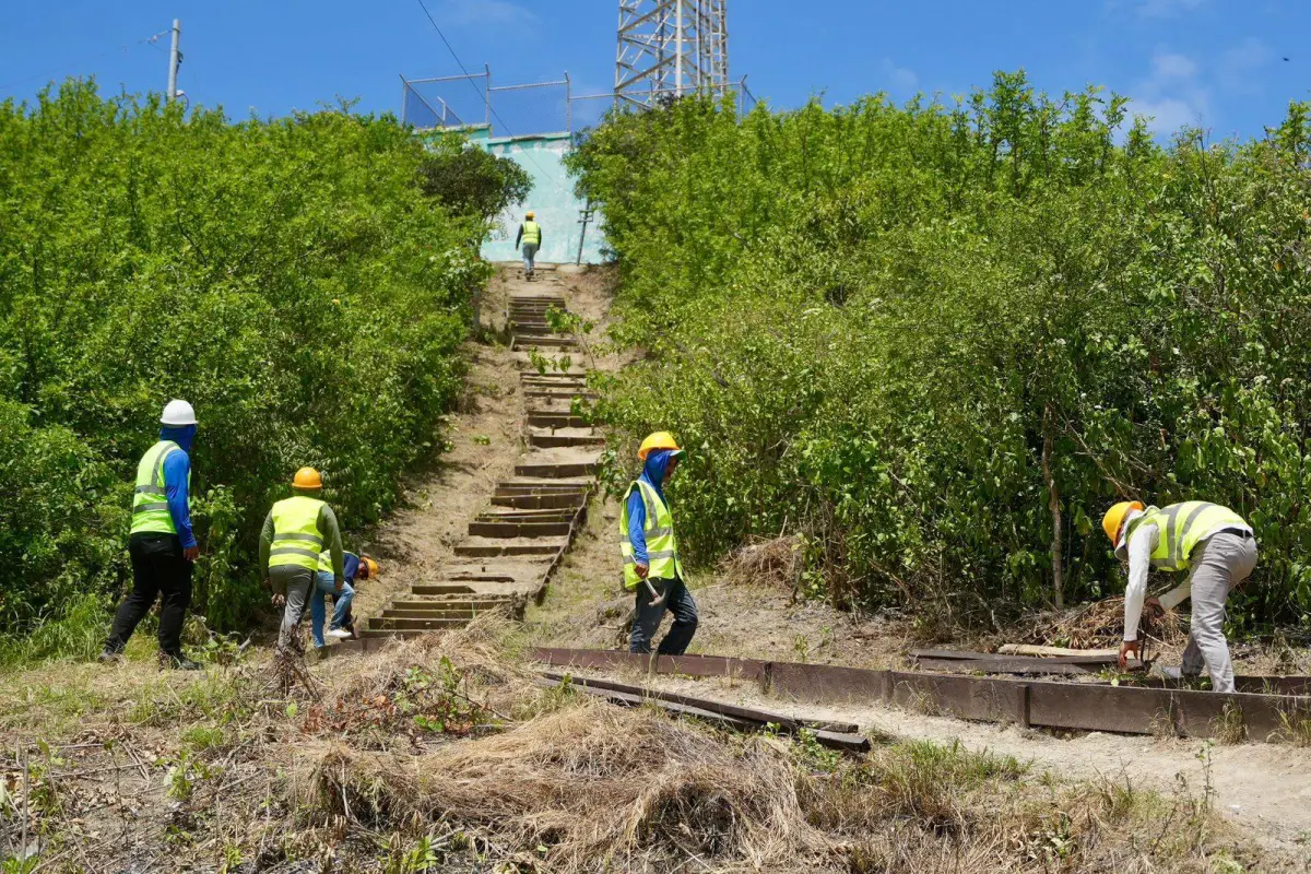 La obra comprende recuperar un sendero turístico de aproximadamente 867 metros lineales., El Diario