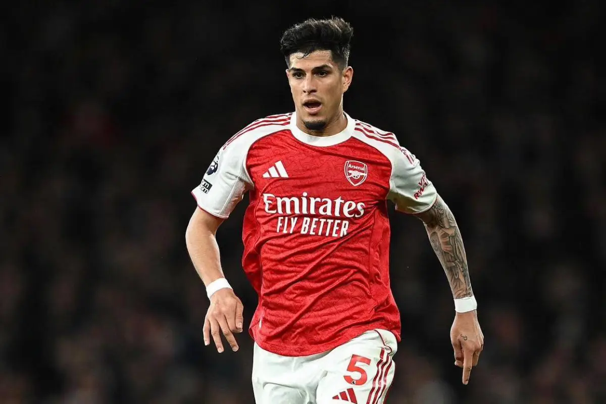 Hincapié se perfila como titular en este nuevo reto del Arsenal., X: Piero Hincapié.