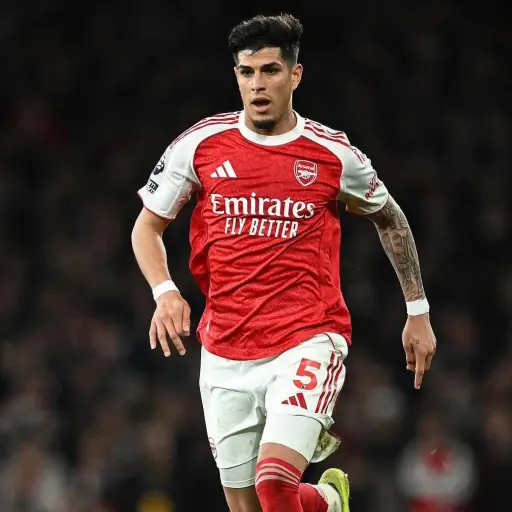 Arsenal se juega el pase a cuartos de Champions ante Leverkusen con Piero Hincapié en posible titularidad