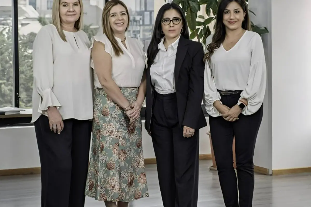 Directoras de varias áreas de Netlife, empresa que hará una feria de empleo para mujeres este viernes 20 de marzo en Manta., El Diario