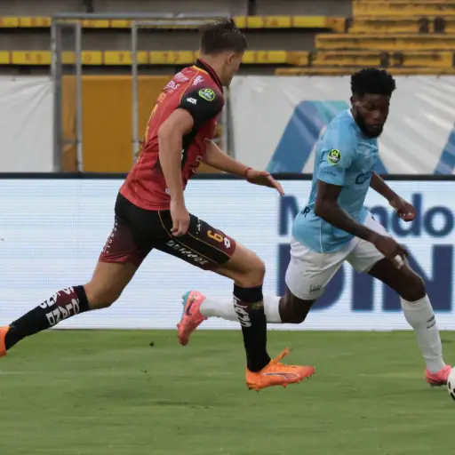 Universidad Católica vence 1-0 a Deportivo Cuenca y escala al segundo lugar de la Liga Ecuabet 