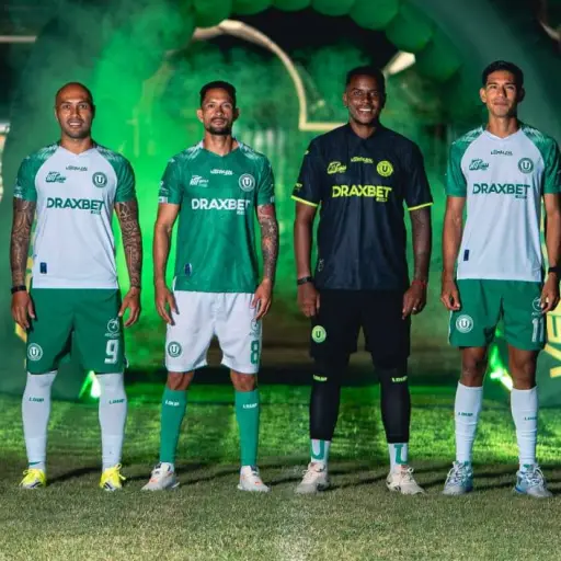 Liga de Portoviejo presenta su equipo para Serie B: Así será la programación de la Noche Verde y Blanca