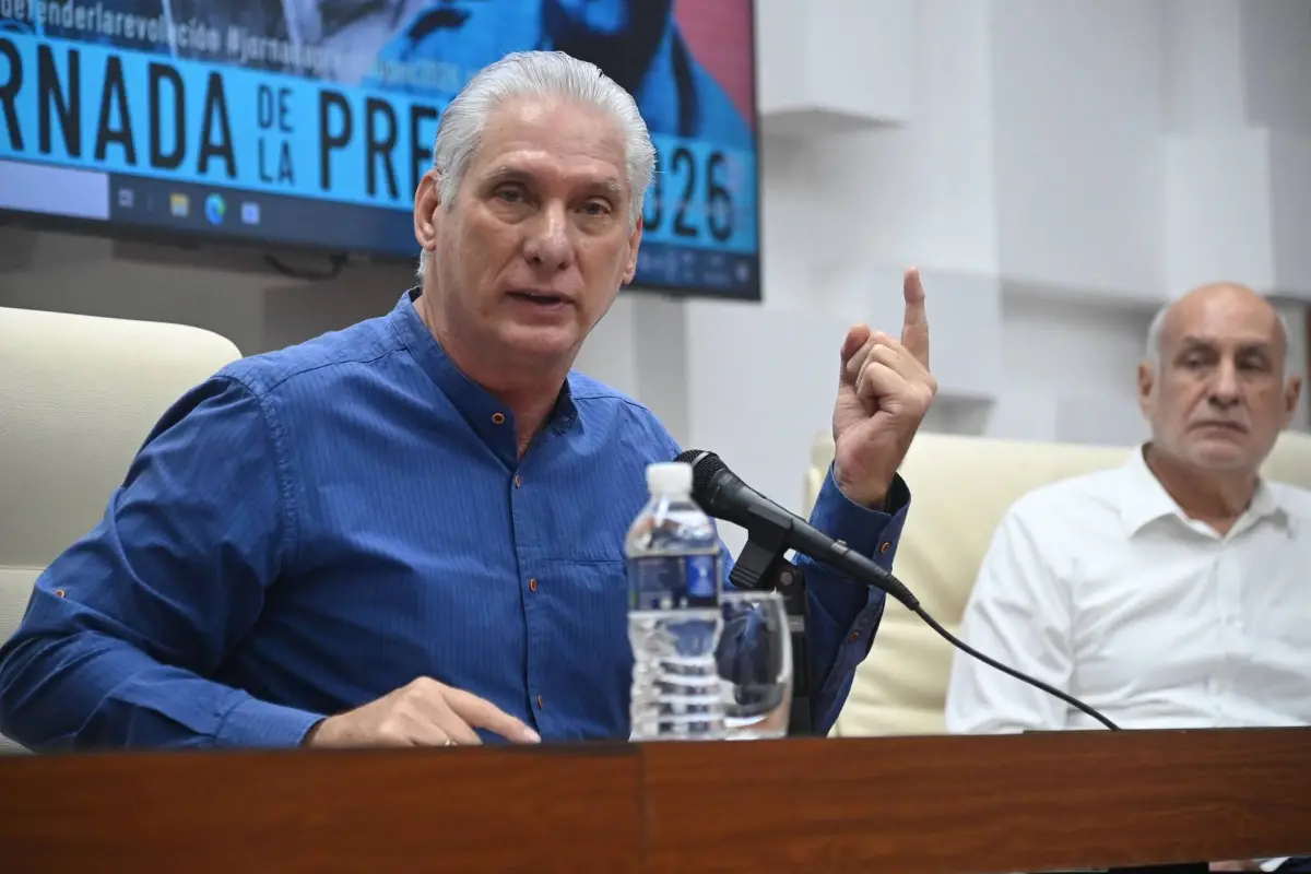 Miguel Díaz-Canel califica de inaceptable la violencia en manifestaciones.
