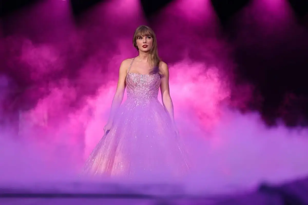 La cantante estadounidense Taylor Swift tiene una fortuna de 2.000 millones de dólares. 