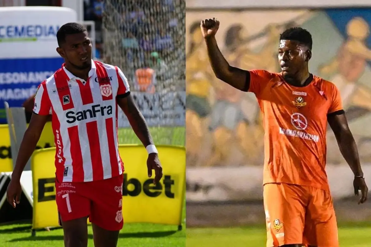 Luis Estupiñán, jugador de Técnico Universitario, y Gabriel Cortez, de Libertad