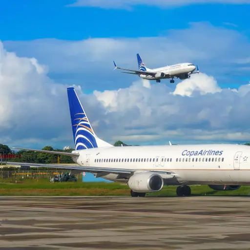 Desde Manta, un vuelo diario abre 85 puertas al mundo y alivia la demanda mundialista