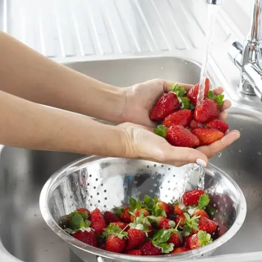 Puede que estés lavando mal las fresas: esta es la forma correcta de hacerlo