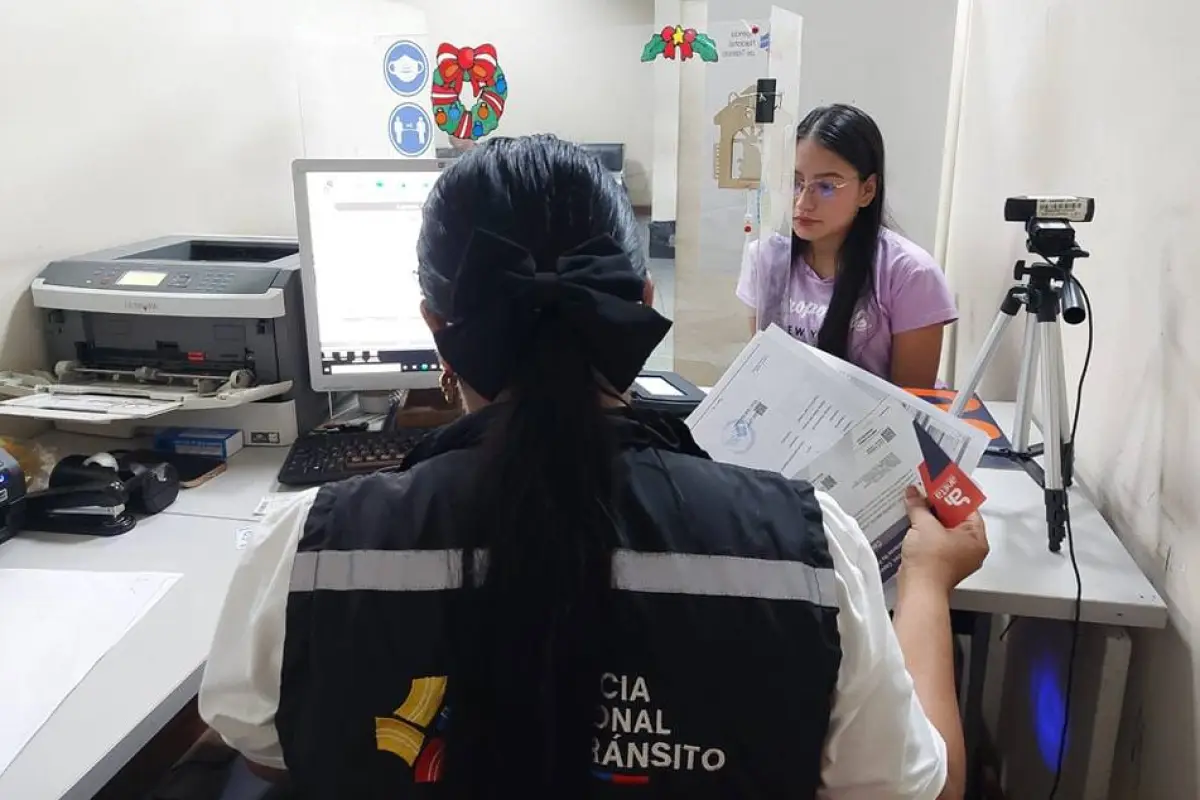 Agencia Nacional de Tránsito ANT trámites de licencias de conducir 2026 reagendamiento de turnos.