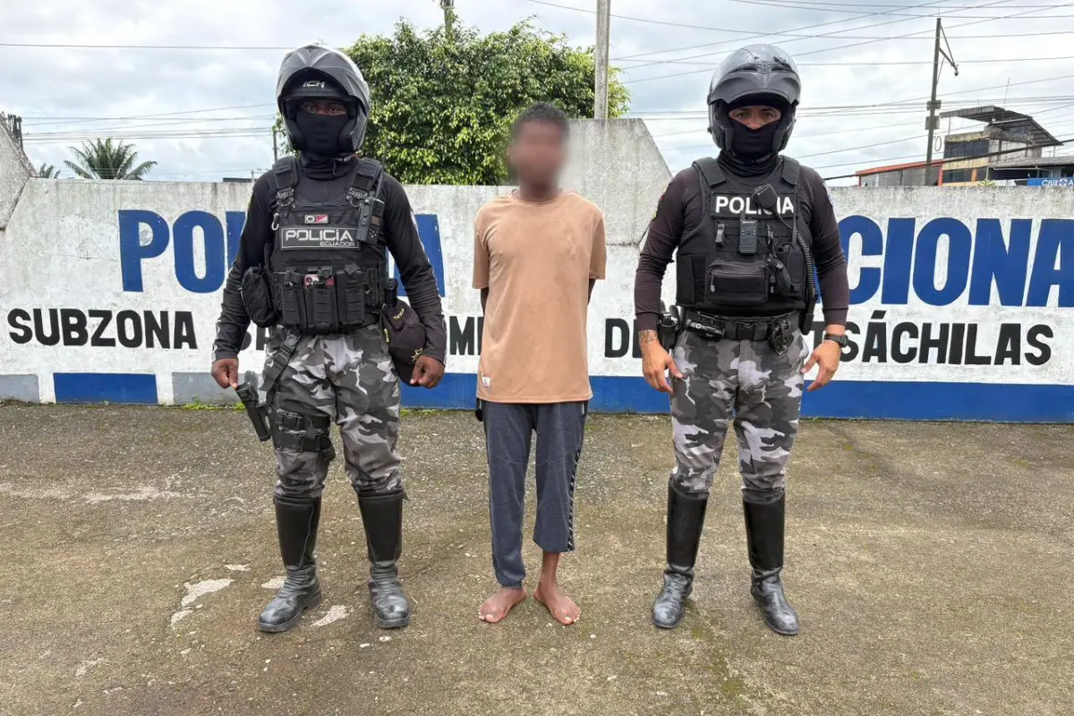Operativo en Santo Domingo termina con un detenido y decenas de dosis de droga incautadas