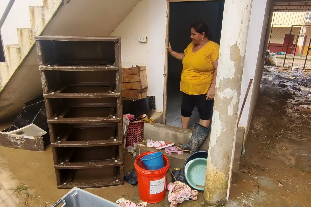 En Flavio Alfaro el agua ingresó a las casas y quedaron llenas de lodo., El Diario