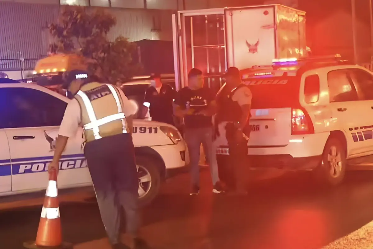 La macabra escena movilizó a diversas unidades de Policía. 
