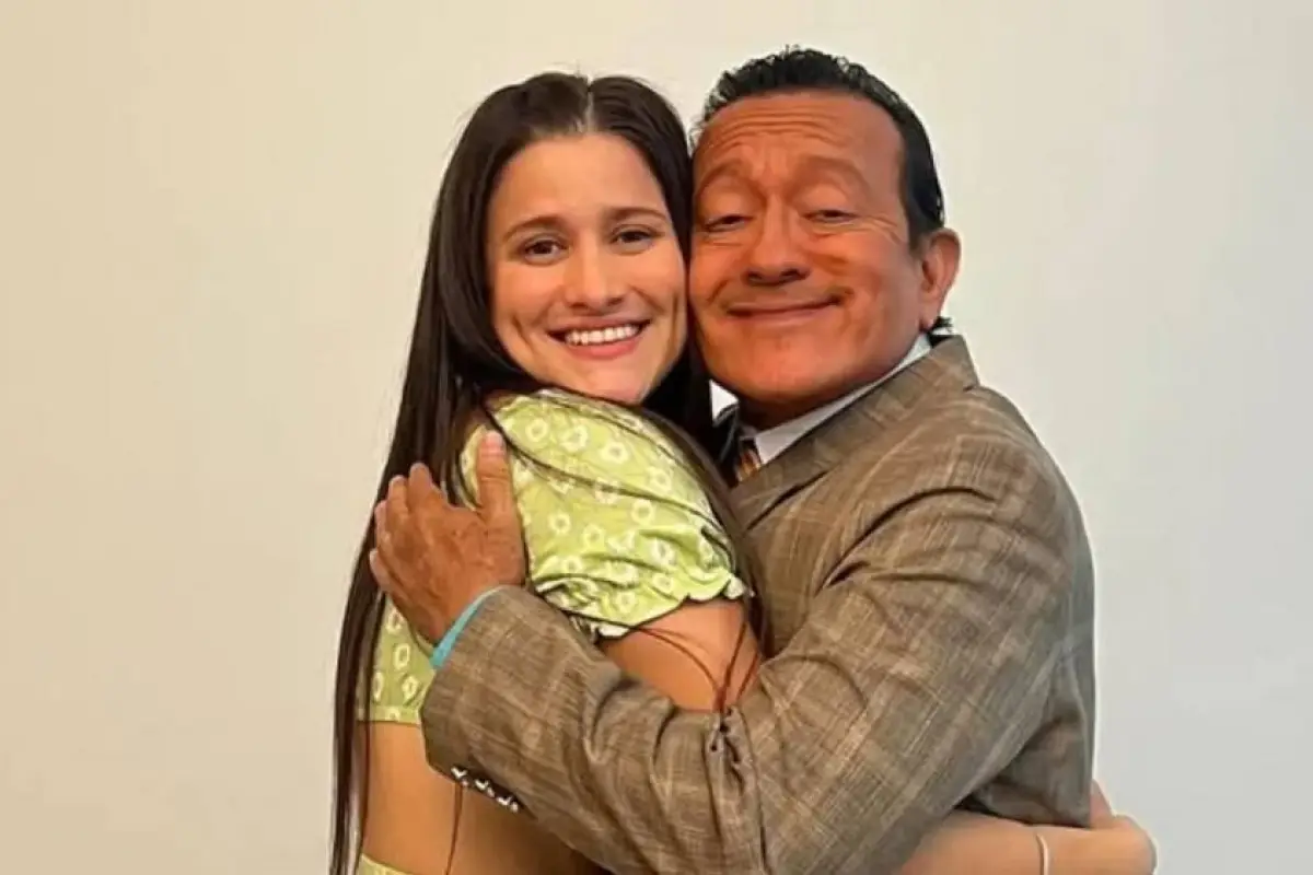 David Reinoso y Elba González son padre e hija en 'Cholito Forever'. 