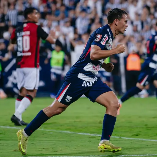 Jairo Vélez destaca victoria de Alianza Lima ante Melgar y se muestra dispuesto a la selección peruana  