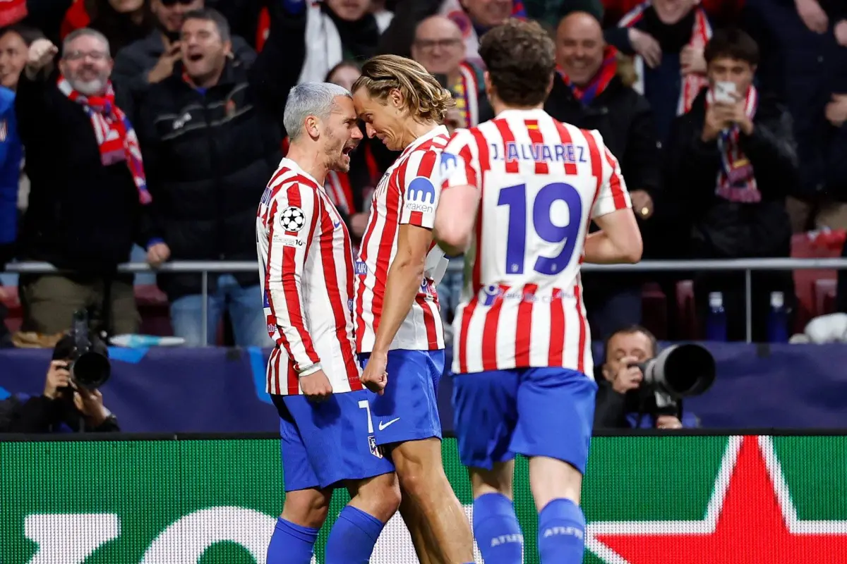 Jugadores de Atlético de Madrid celebran uno de los goles ante Tottenham
