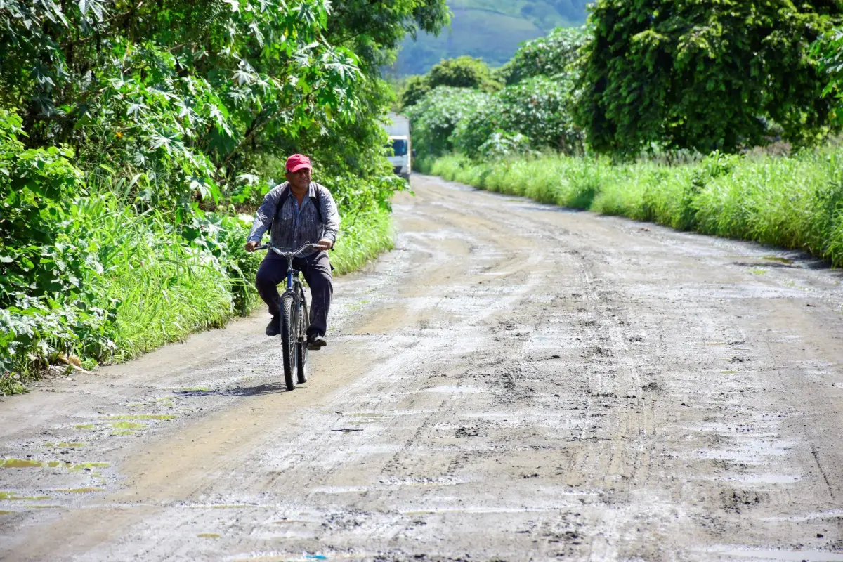 La vía Colón–Quimís vuelve a construirse: el desafío será evitar que vuelva a quedar abandonada, producción El Diario