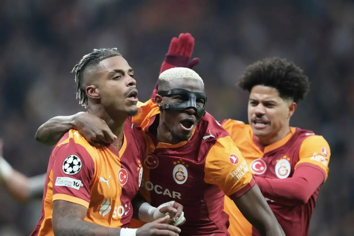 Galatasaray superó a Liverpool en el choque de ida de los octavos de finales.