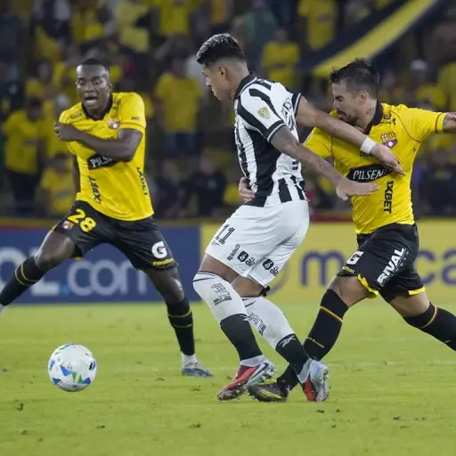 Barcelona SC defiende su invicto ante Botafogo de Brasil en un duelo clave de Copa Libertadores