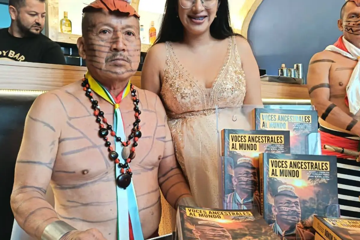 Agustín Calazacón y Katherine Huilca son los autores del libro., Centro