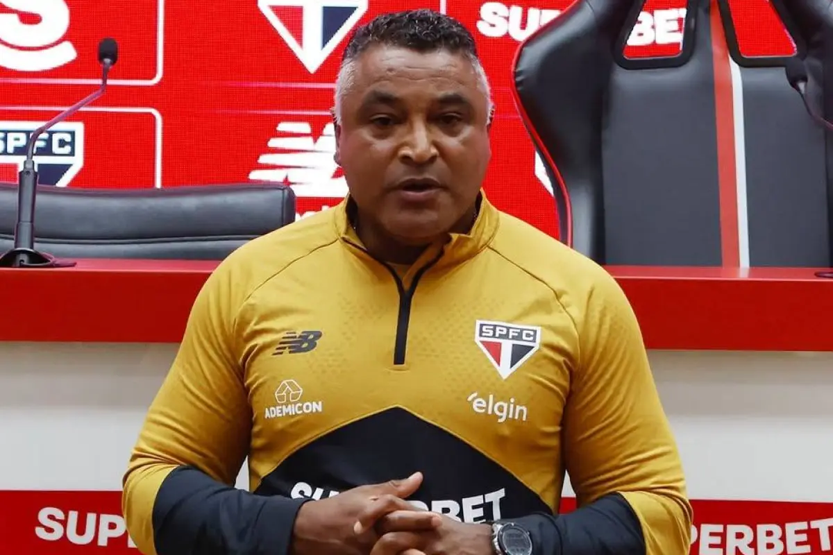Roger Machado es nuevo entrenador de Sao Paulo, club en el que juega Robert Arboleda