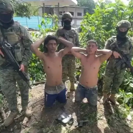 Operación militar en Paján deja dos aprehendidos y decomiso de arma y municiones