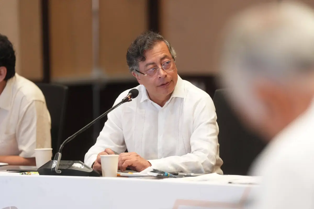 Gustavo Petro plantea una alianza de los países de América contra el narcotráfico y cuestiona la exclusión de Colombia del Escudo de las Américas impulsado por Estados Unidos.