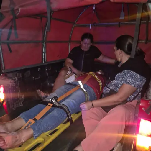 Familiares lloran la muerte de joven tras accidente de moto en El Carmen