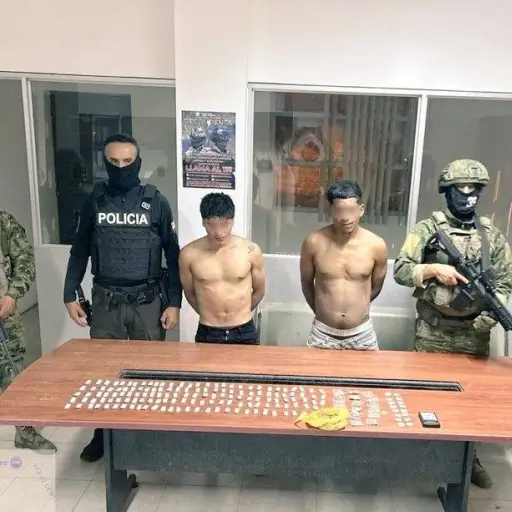 Militares detienen a dos ciudadanos por presunto microtráfico en Pedernales