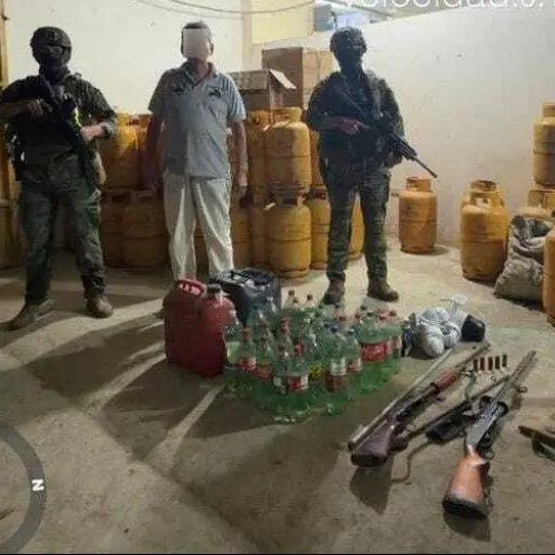 Incautan armas y combustible en presunta pista clandestina de Montalvo en Los Ríos