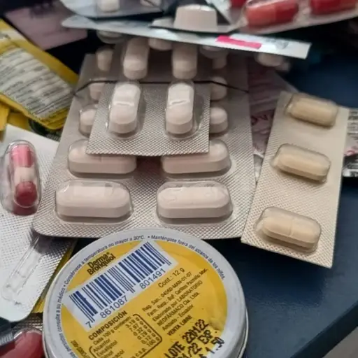 Detectan más de 1.000 productos caducados en farmacias clausuradas en Cuenca