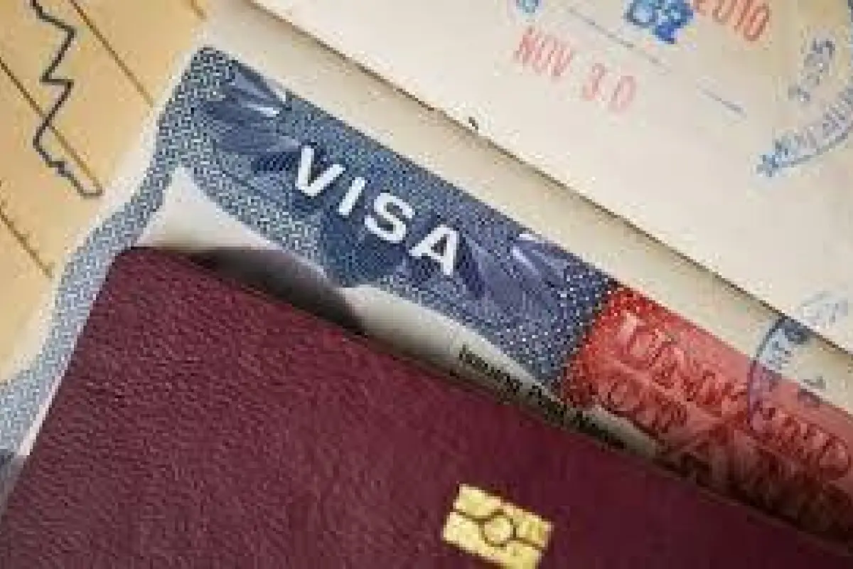 EEUU impone fianza de 15.000 dólares a solicitantes de visas de turismo de 12 países, Europa Press
