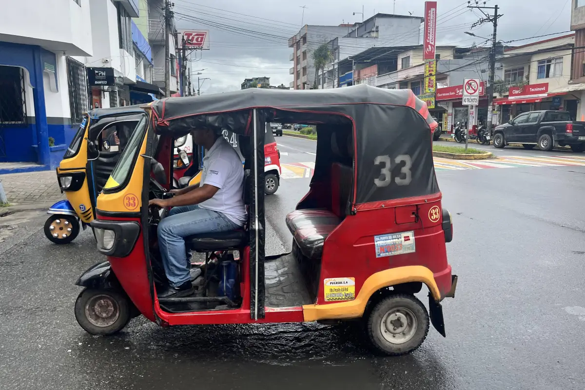 Las tricimotos son el medio de transporte más popular en La Concordia., Centro