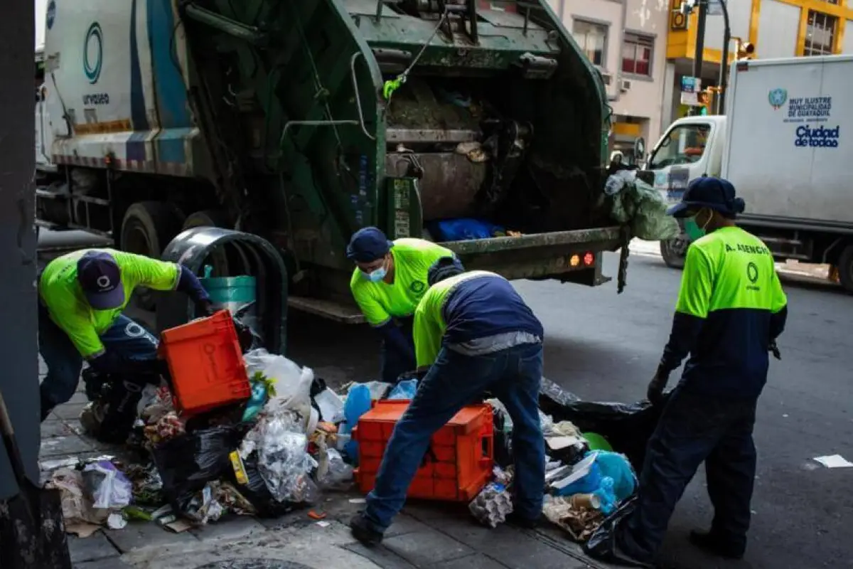 Guayaquil pide al Gobierno autorizar recolección de basura durante toque de queda, Municipio de Guayaquil