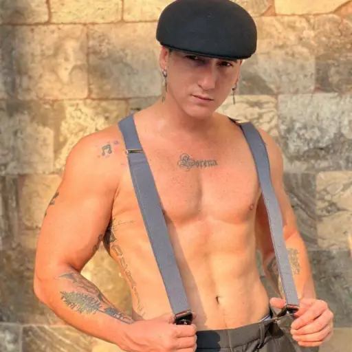 Anthony Swag confiesa que gastó más de  mil en carros y terminó con la cuenta en cero