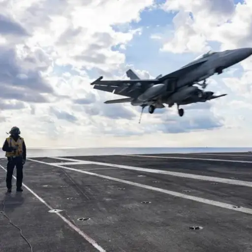 Centros de estudios estiman un gasto de 890 millones de dólares diarios por la intervención de Estados Unidos en Irán
