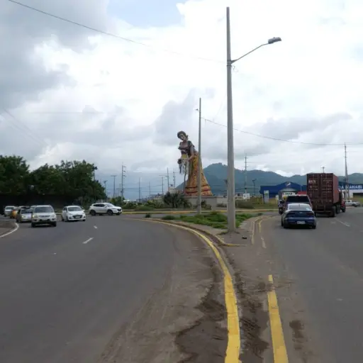 Montecristi y Prefectura entregan vía La Tejedora–Hospital IESS con inversión de .133